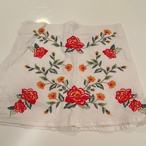 Flying Tomato White Mini Skirt with Red and Orange Floral Embroidery
